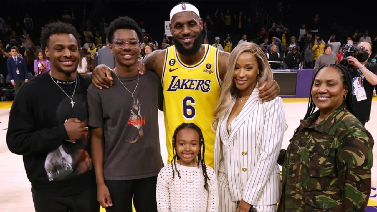 LeBron James’ Kids: Bronny, Bryce and Zhuri